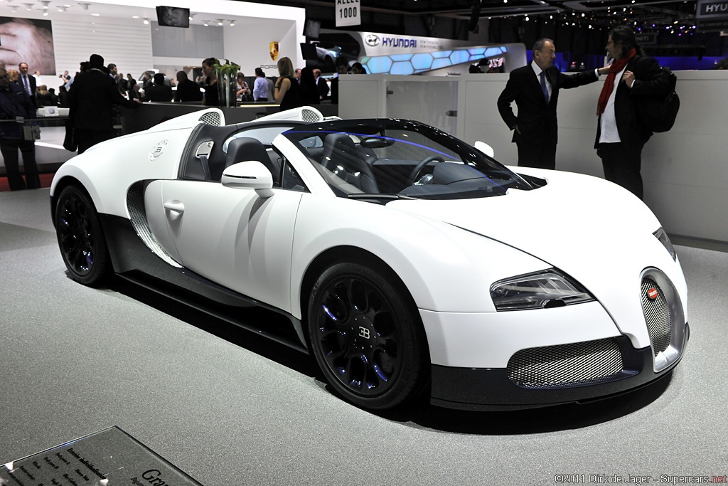 2011 Geneva Motor Show-1