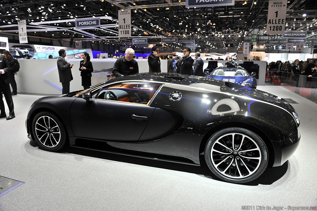 2011 Geneva Motor Show-1