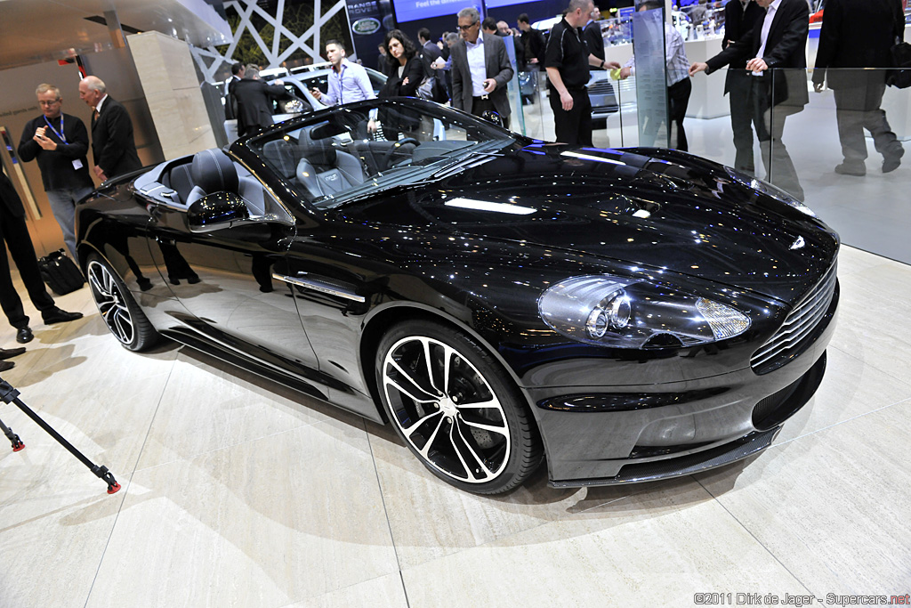 2011 Geneva Motor Show-3