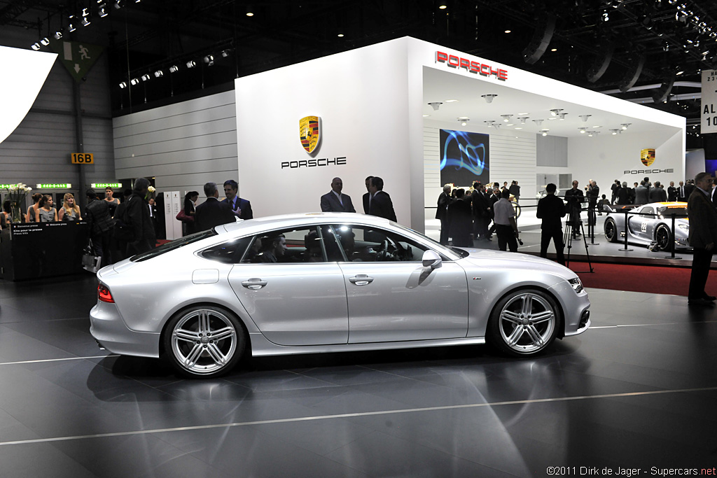 2011 Geneva Motor Show-2