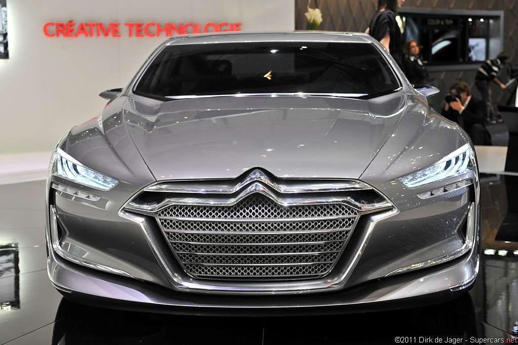 2011 Geneva Motor Show-2