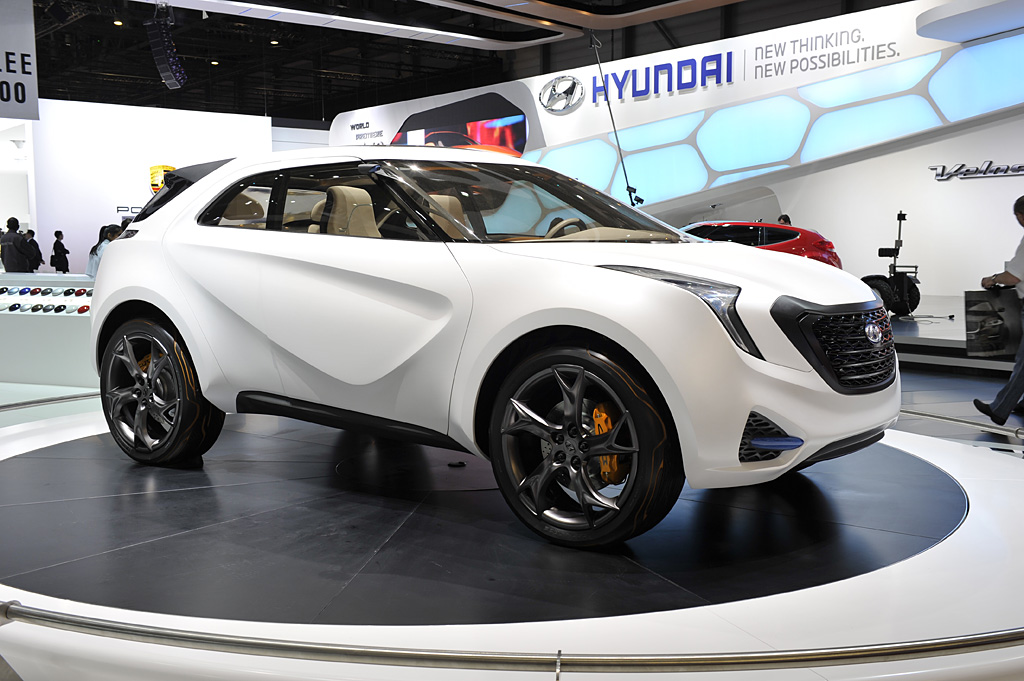 2011 Geneva Motor Show-2