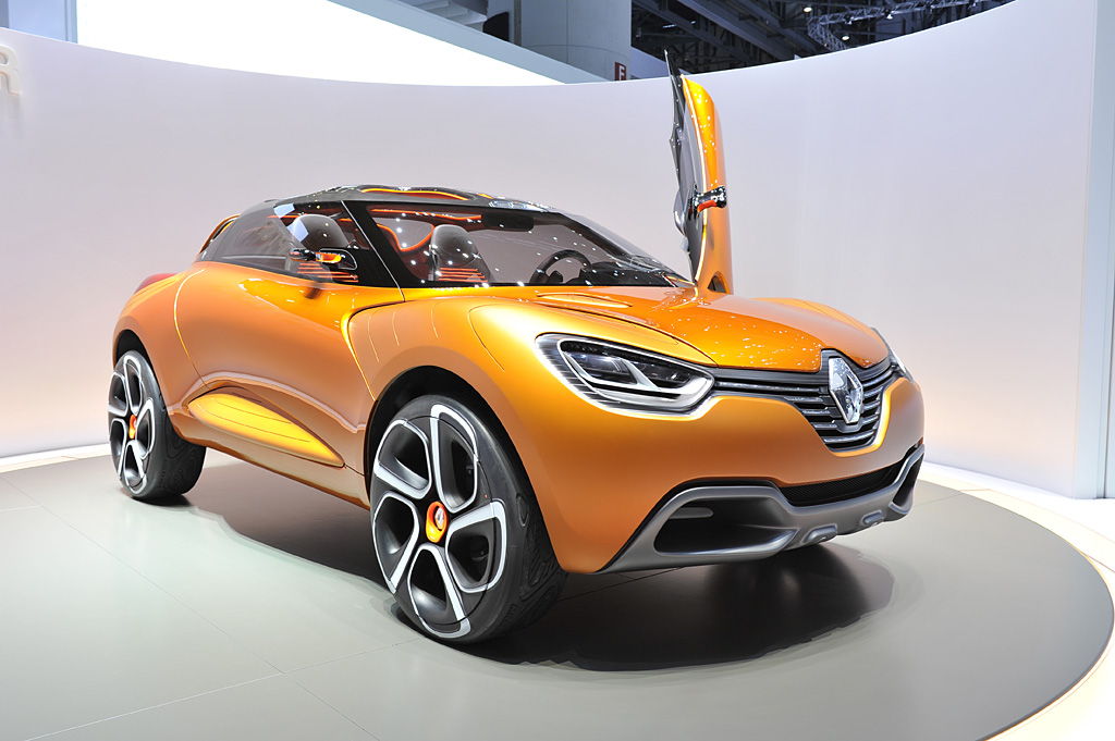 2011 Geneva Motor Show-2