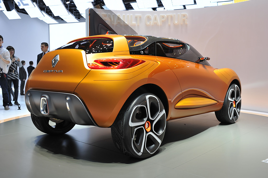 2011 Geneva Motor Show-2