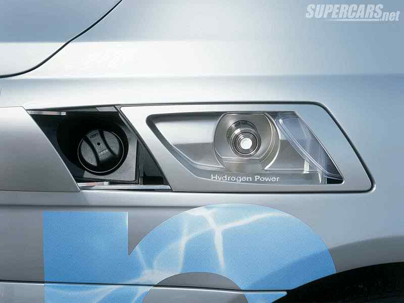 2001 BMW 745h Concept