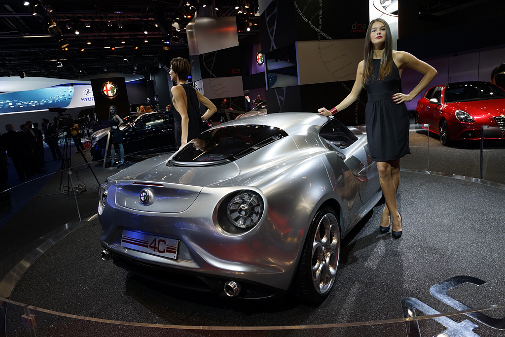 2011 Alfa Romeo 4C Concept Gallery