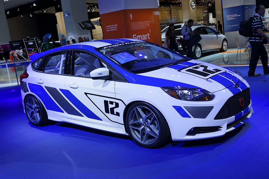 2012 Ford Focus ST-R Gallery