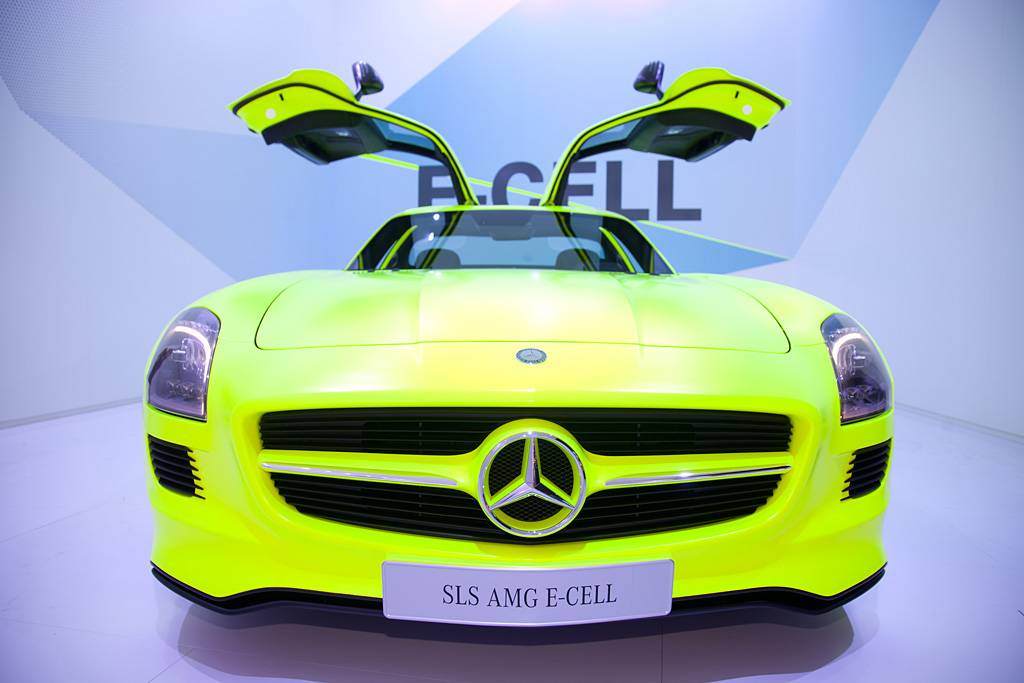 2011 Mercedes-Benz SLS AMG E-CELL