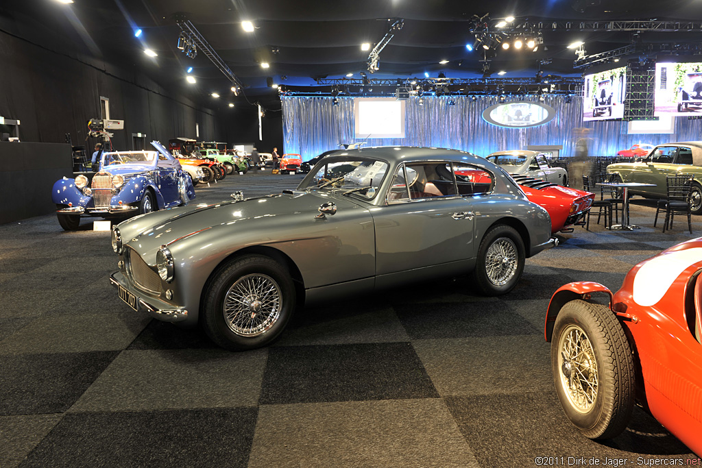 1953 Aston Martin DB2/4 Gallery