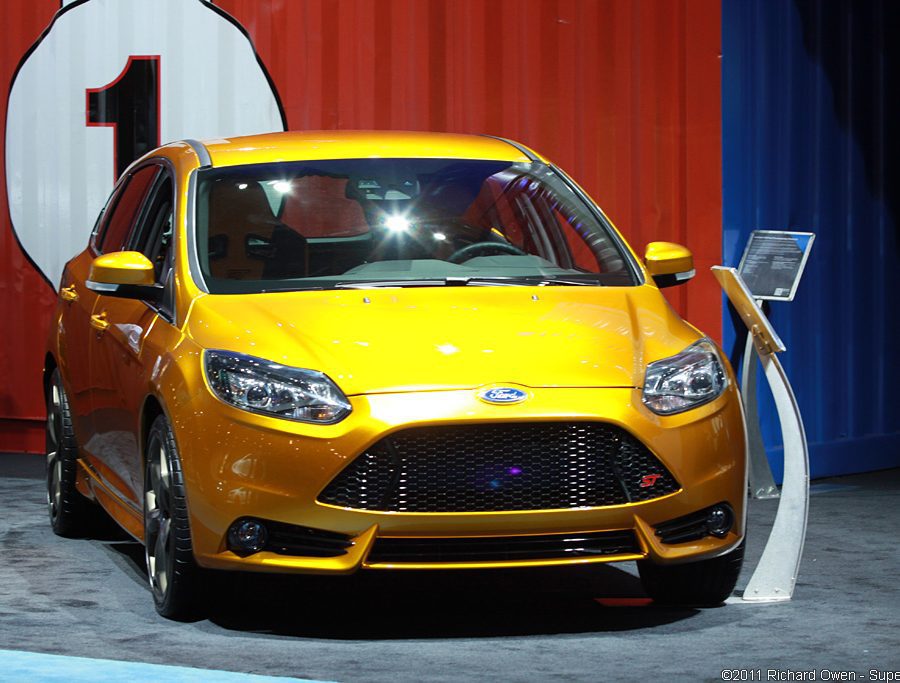 2012 Ford Focus ST Gallery