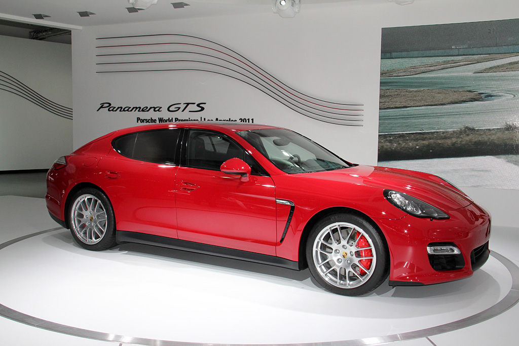 2012 Porsche Panamera GTS Gallery