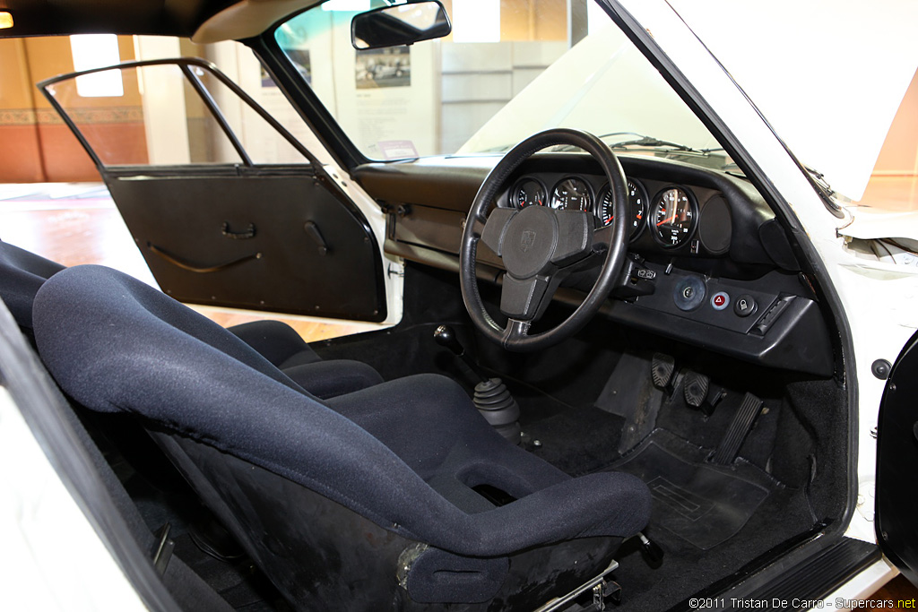 1974 Porsche 911 Carrera RS 3.0 Gallery