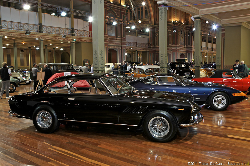 1964 Ferrari 330 GT 2+2 Gallery