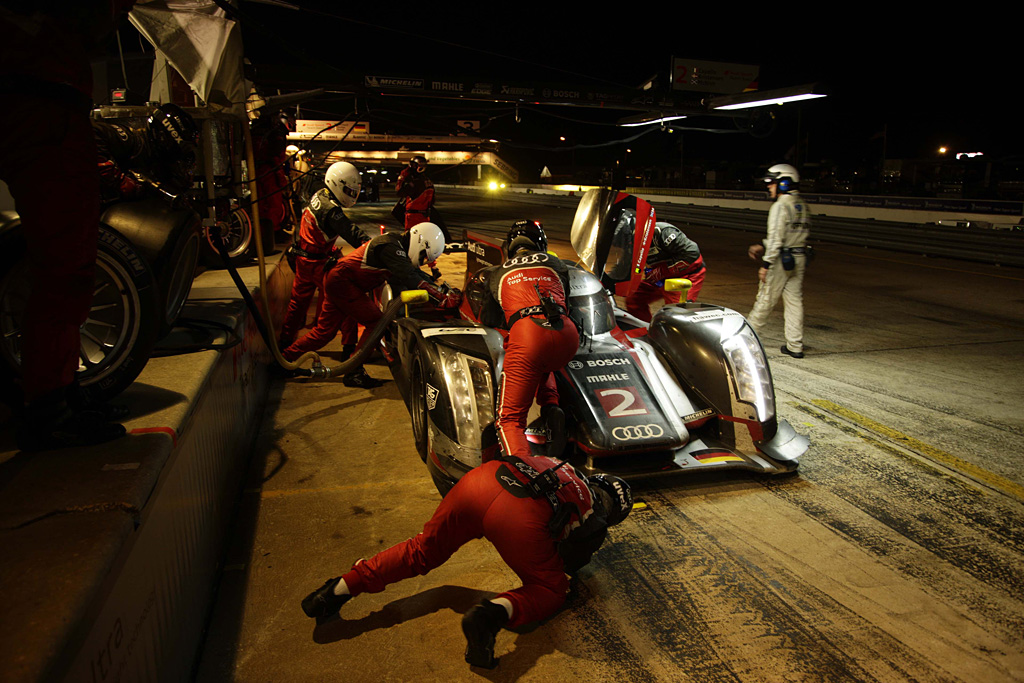 2011 Audi R18 TDI Gallery