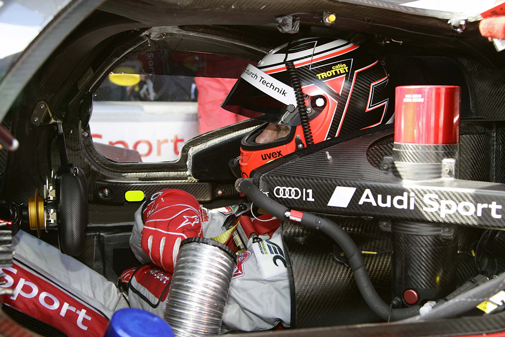 2011 Audi R18 TDI Gallery