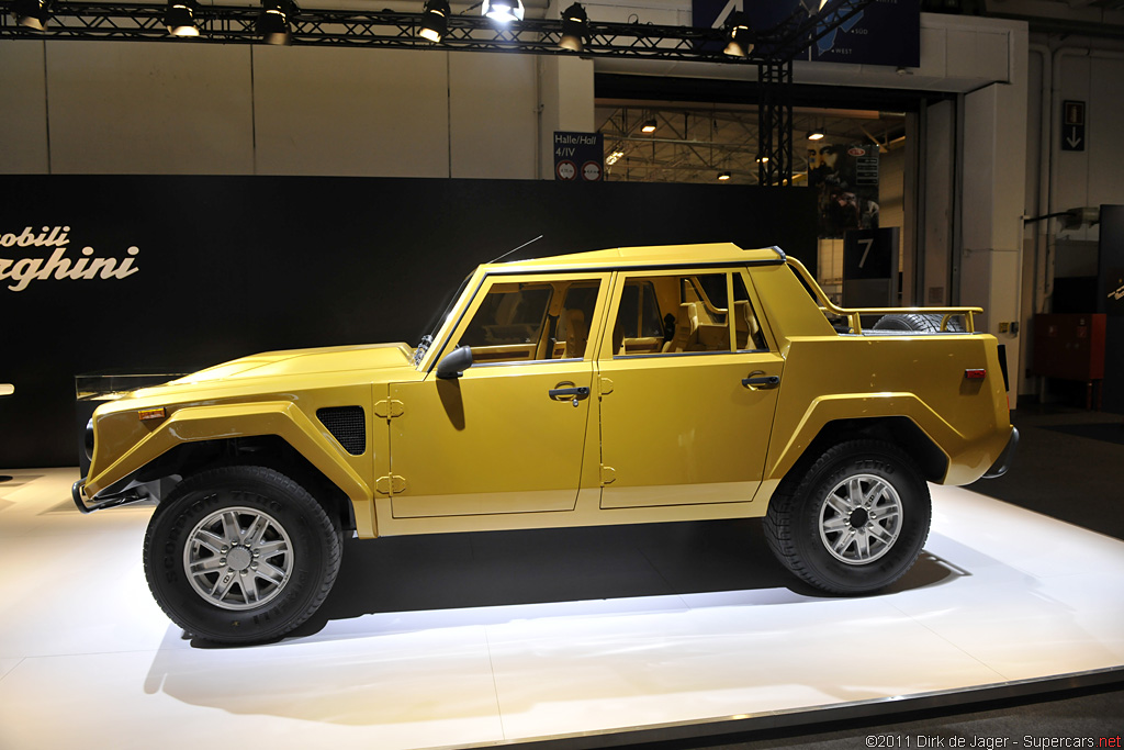 1986 Lamborghini LM002 Gallery