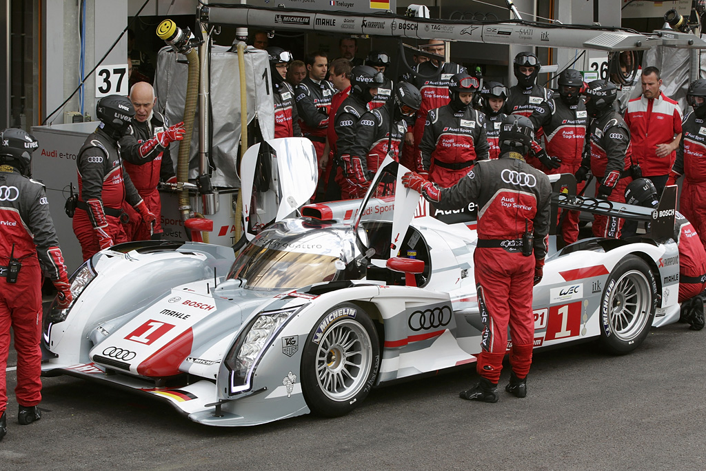 2012 Audi R18 e-tron quattro Gallery