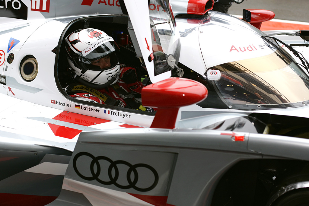 2012 Audi R18 e-tron quattro Gallery