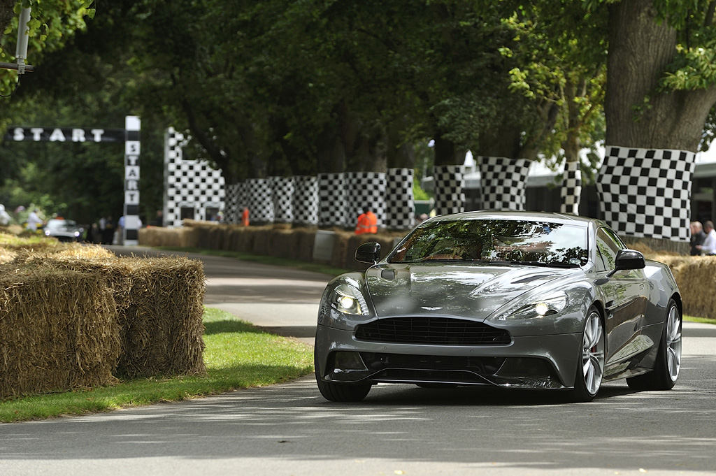 2013 Aston Martin Vanquish Gallery