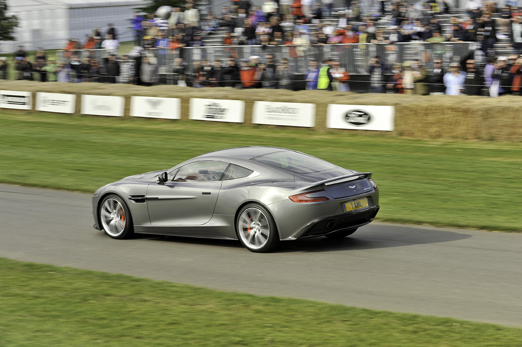 2013 Aston Martin Vanquish Gallery