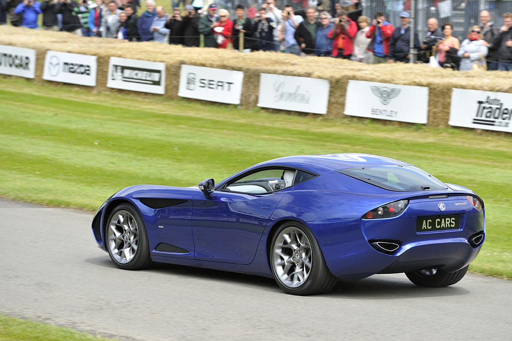 Машина AC 378 gt Zagato