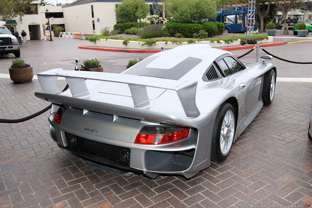 1997 Porsche 911 GT1 Straßenversion Gallery