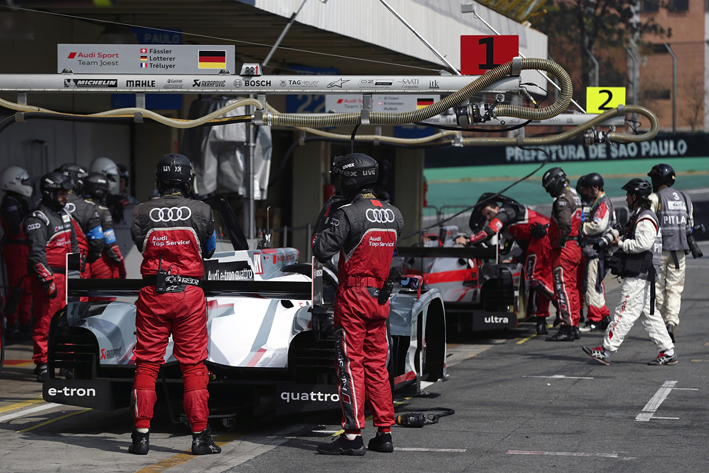 2012 Audi R18 e-tron quattro Gallery