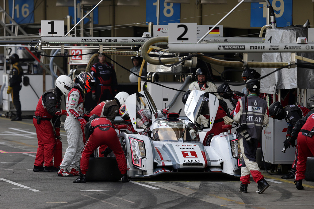 2012 Audi R18 e-tron quattro Gallery