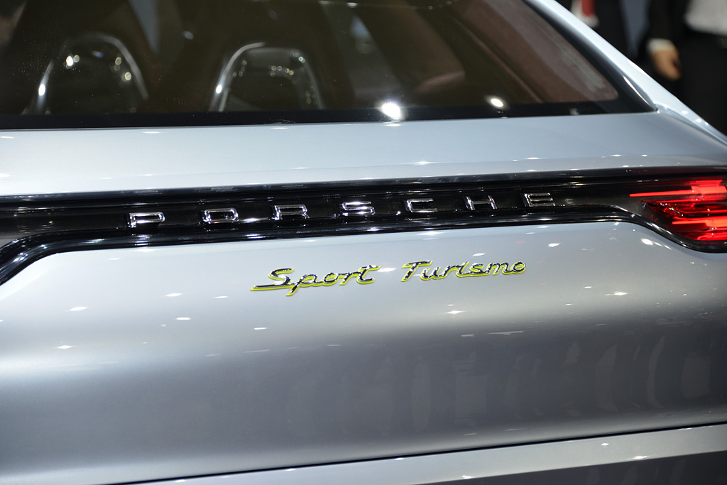 2012 Porsche Panamera Sport Turismo Gallery