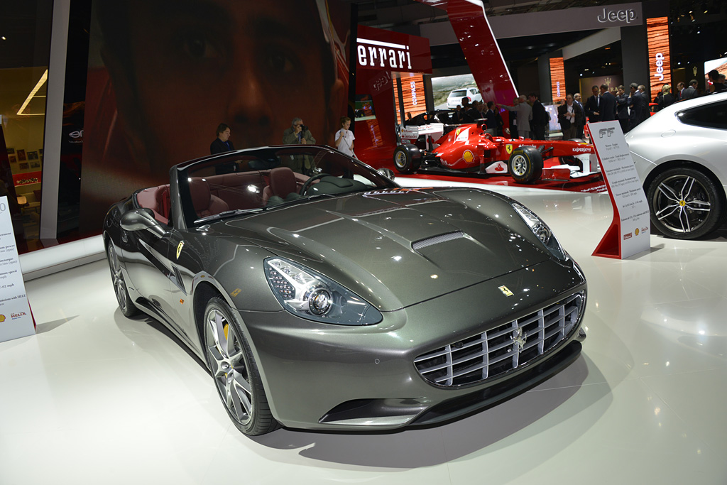 2012 Ferrari California 30 Gallery