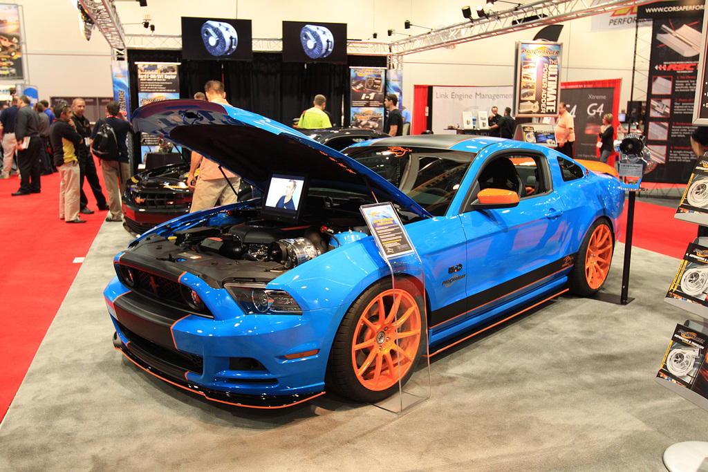 2011 Ford Mustang GT Coupe 5.0 Gallery