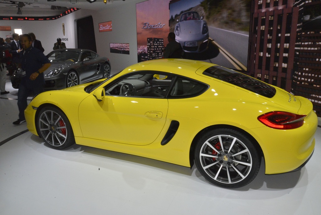 2013 Porsche Cayman S Gallery