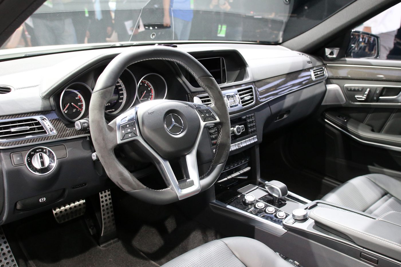 2013 Mercedes-Benz E 63 AMG Saloon Gallery
