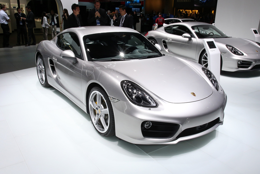 2013 Porsche Cayman S Gallery