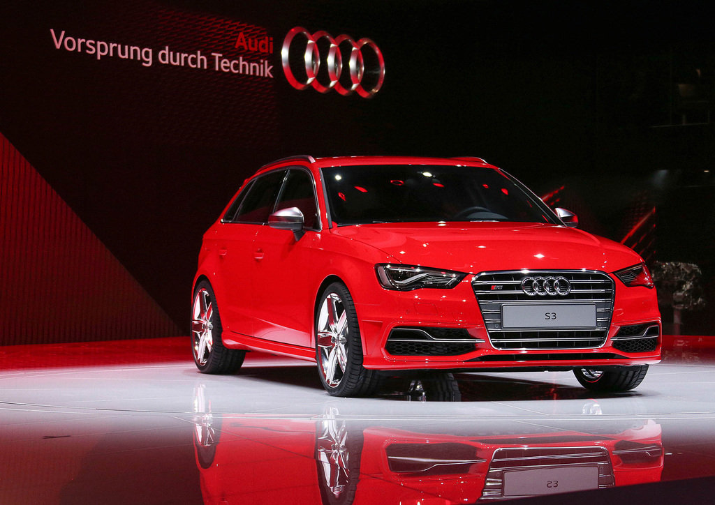 2013 Audi RS 6 Avant Gallery