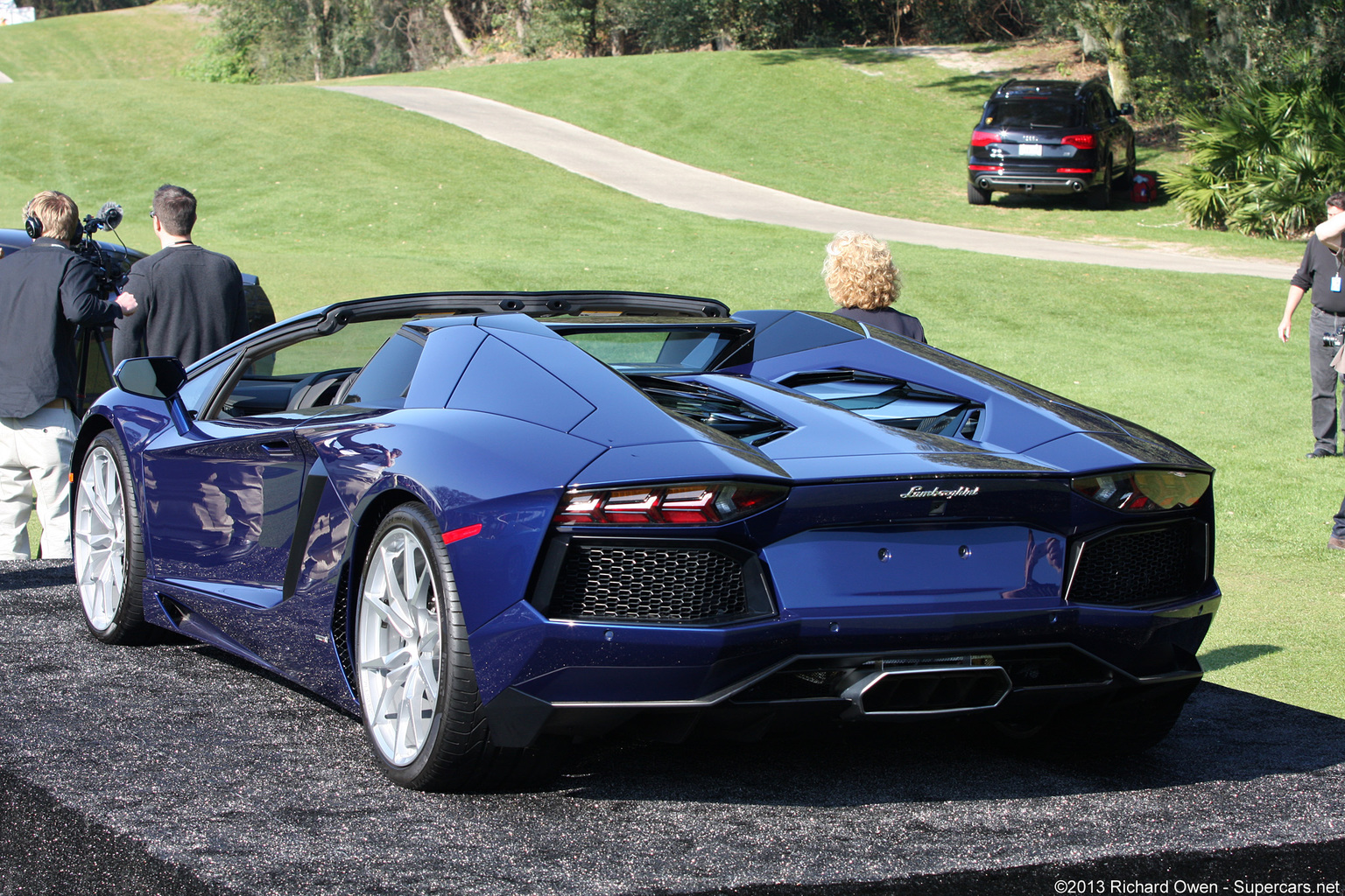 2012 Lamborghini Aventador LP 700-4 Roadster Gallery