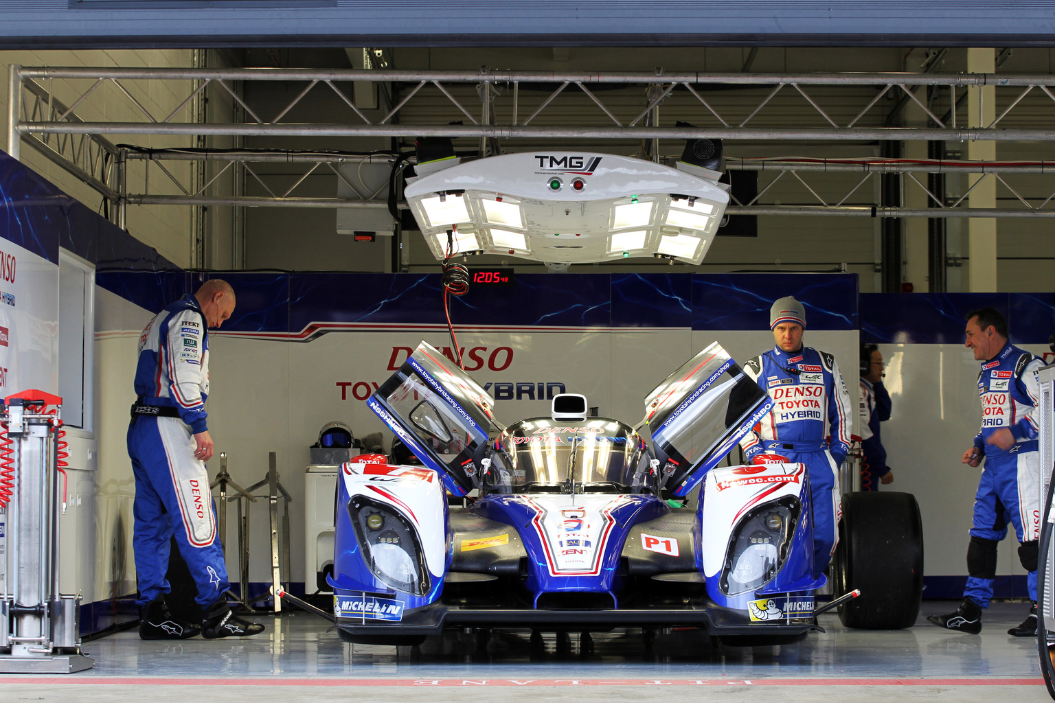 2012 Toyota TS030 HYBRID Gallery