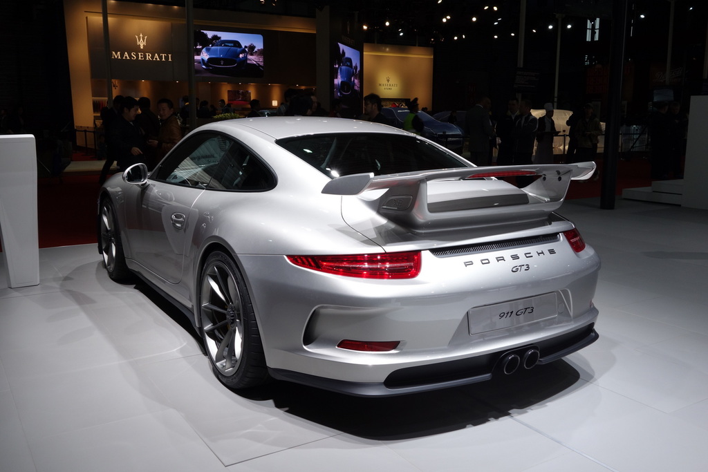 2013 Porsche 911 GT3 Gallery