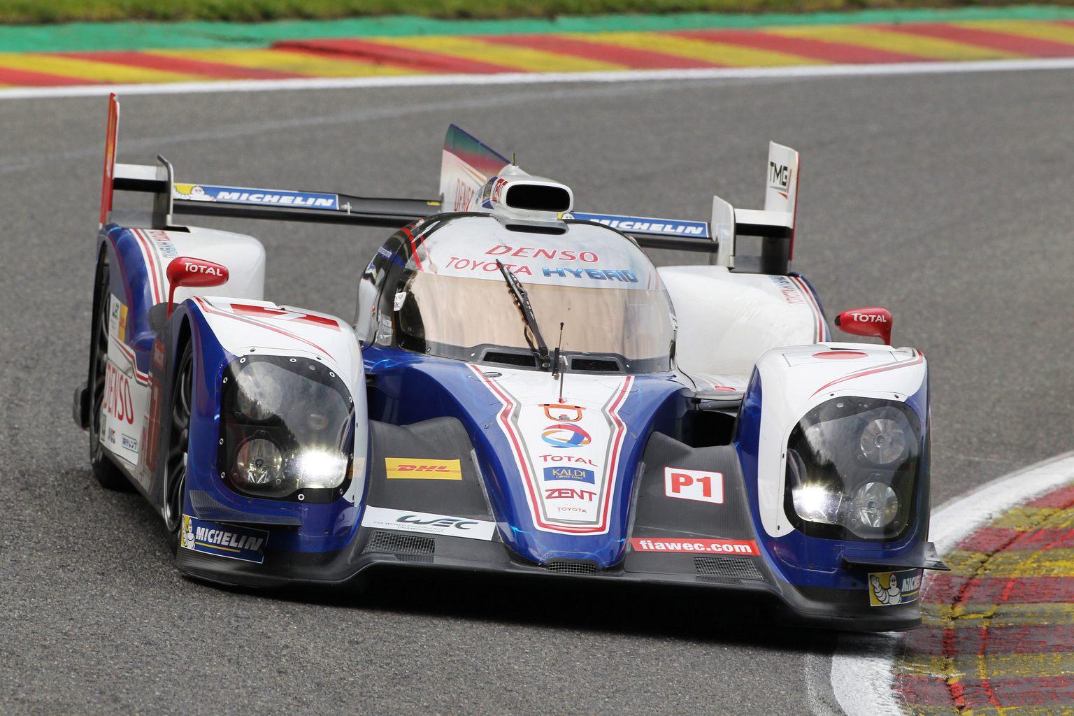 2013 Toyota TS030 Hybrid Gallery