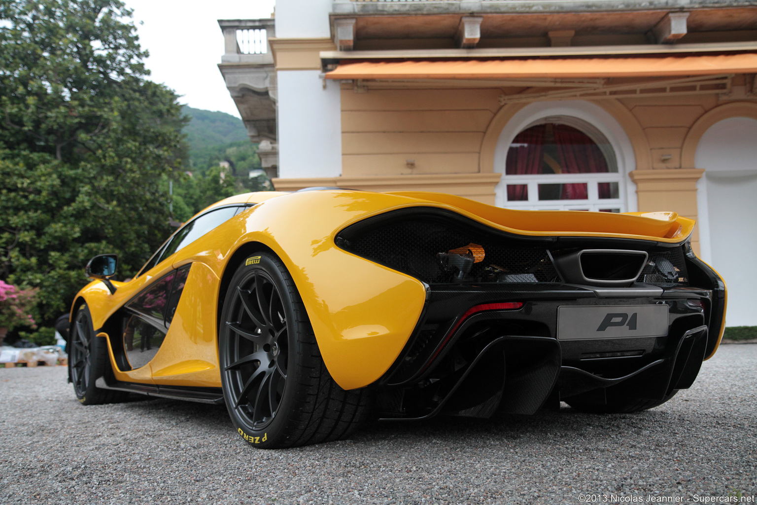 2013 McLaren P1 Gallery