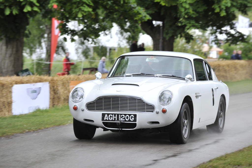 1966 Aston Martin DB6 Gallery