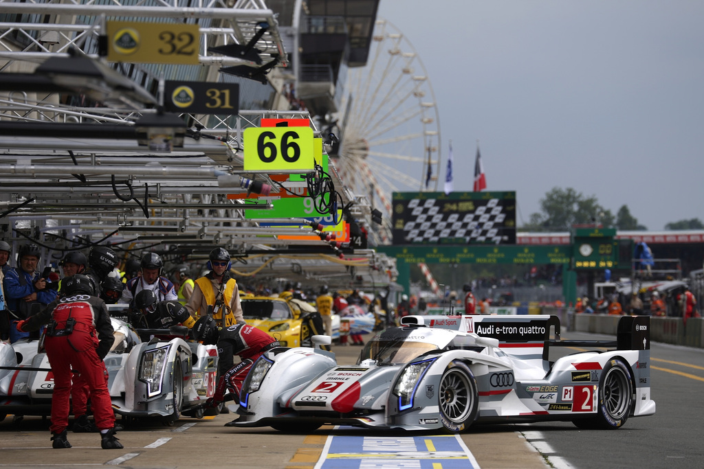 2013 Audi R18 e-tron quattro Langheck Gallery