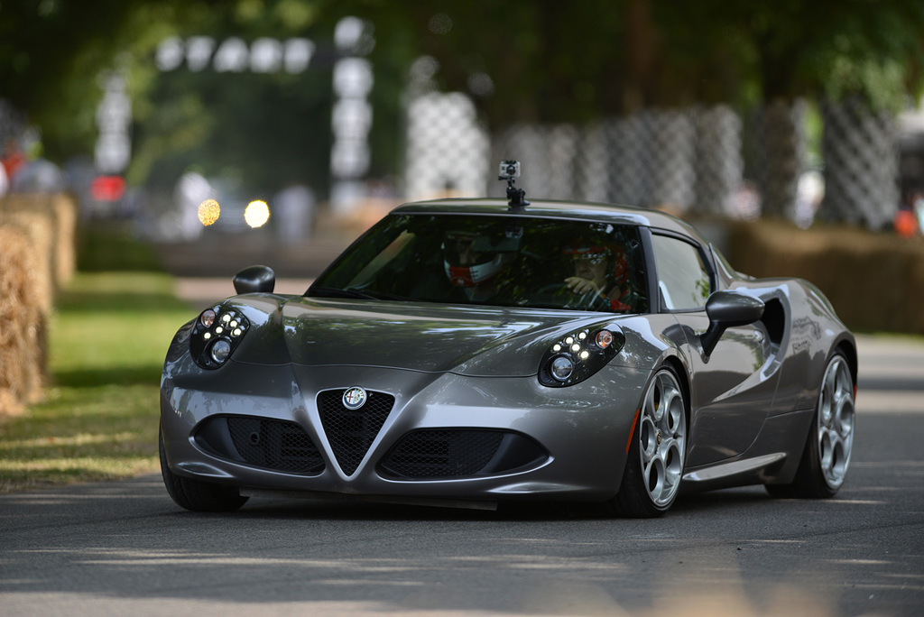 2013 Alfa Romeo 4C Gallery