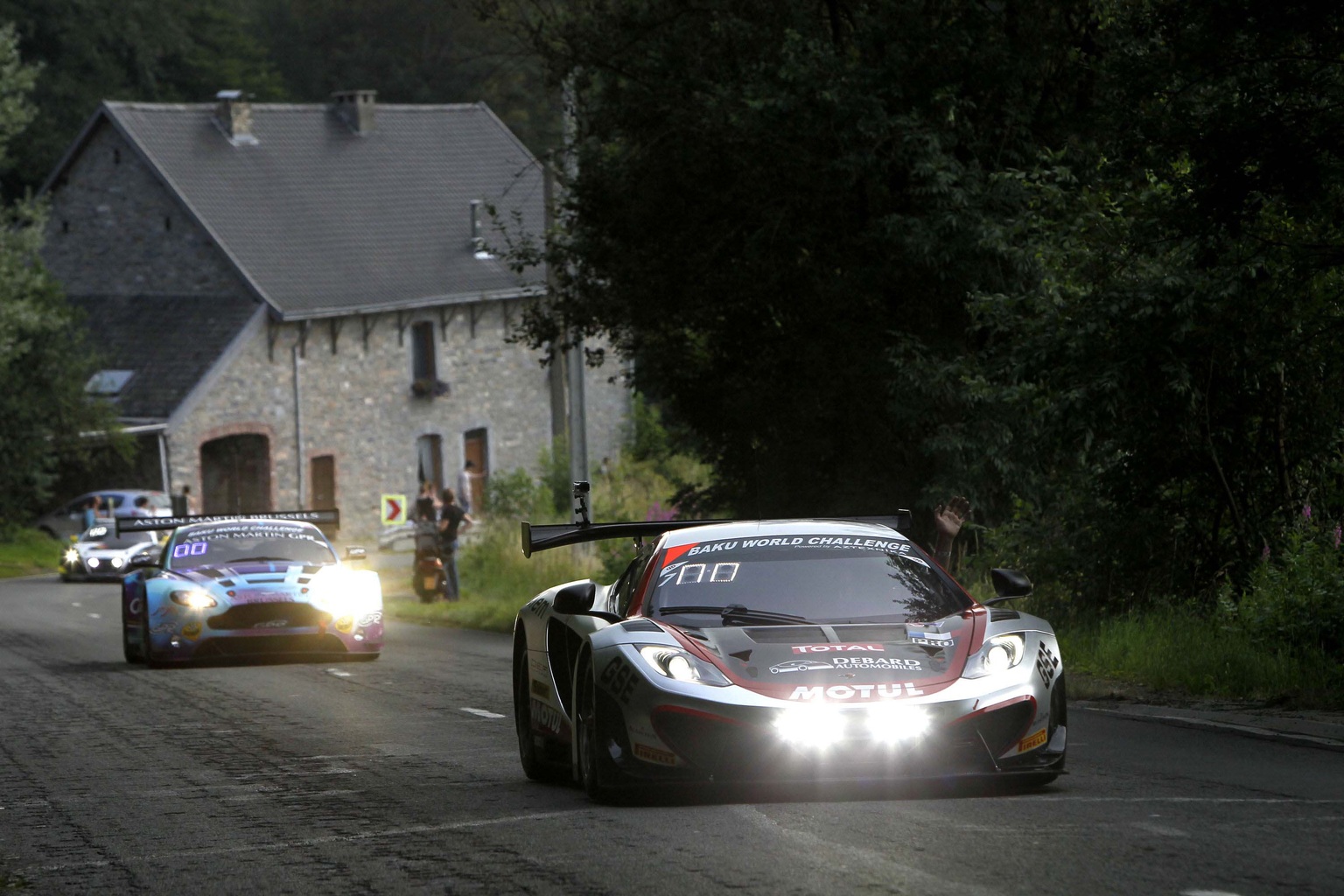 2011 McLaren MP4-12C GT3 Gallery