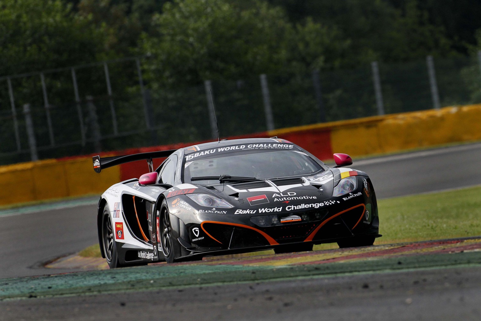 2011 McLaren MP4-12C GT3 Gallery