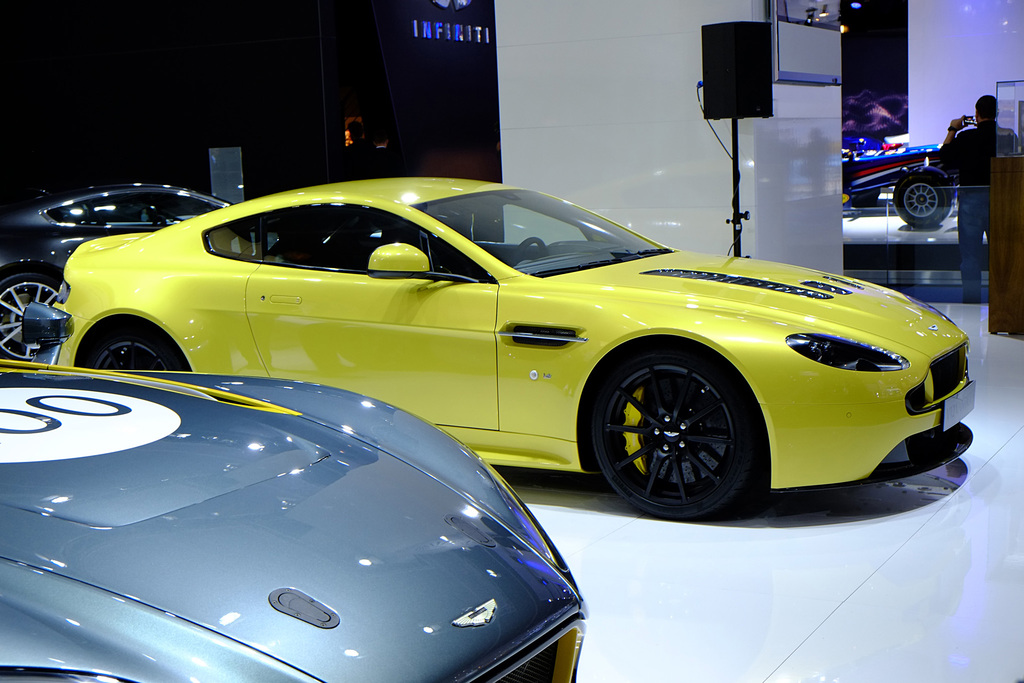 2013 Aston Martin V12 Vantage S Gallery