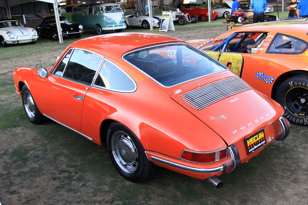 1970 Porsche 911 T 2.2 Coupé Gallery