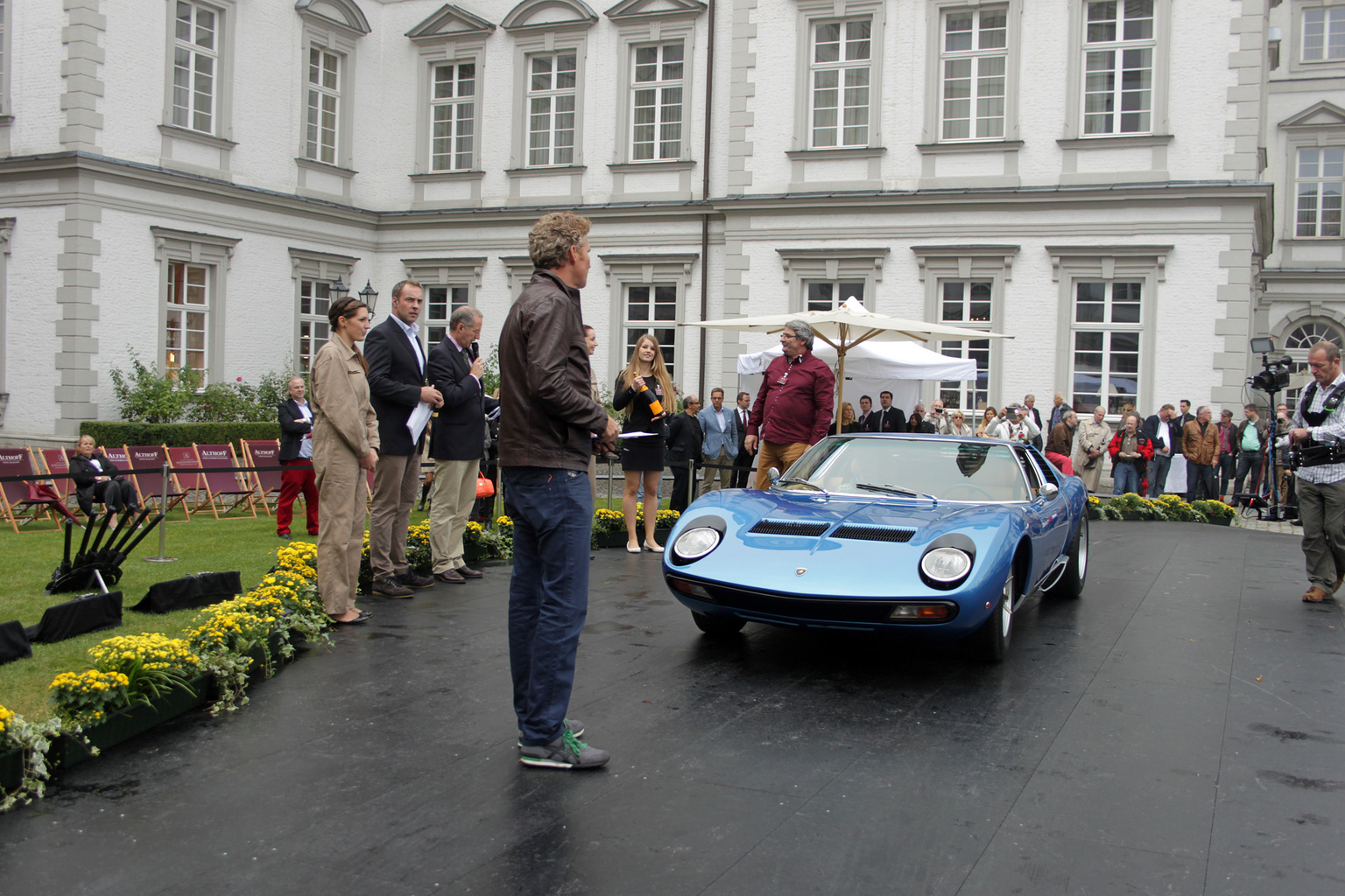 1971 Lamborghini Miura P400 SV Gallery