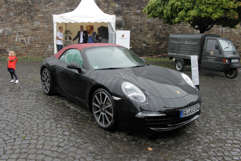 2012 Porsche 911 Carrera Cabriolet