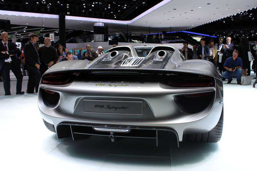 2013 Porsche 918 Spyder Gallery